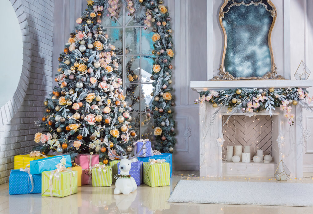 Christmas living room with Christmas Tree and gifts