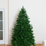 How To Choose An Artificial Christmas Tree In 5 Quick And Easy Steps