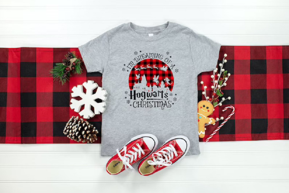 I’m Dreaming Of A Hogwarts Christmas T-shirts For Kids