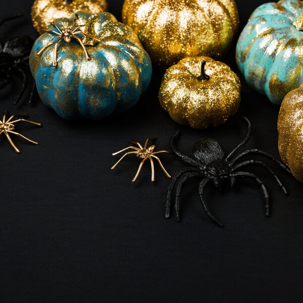 Chic Décor for a Glam Halloween